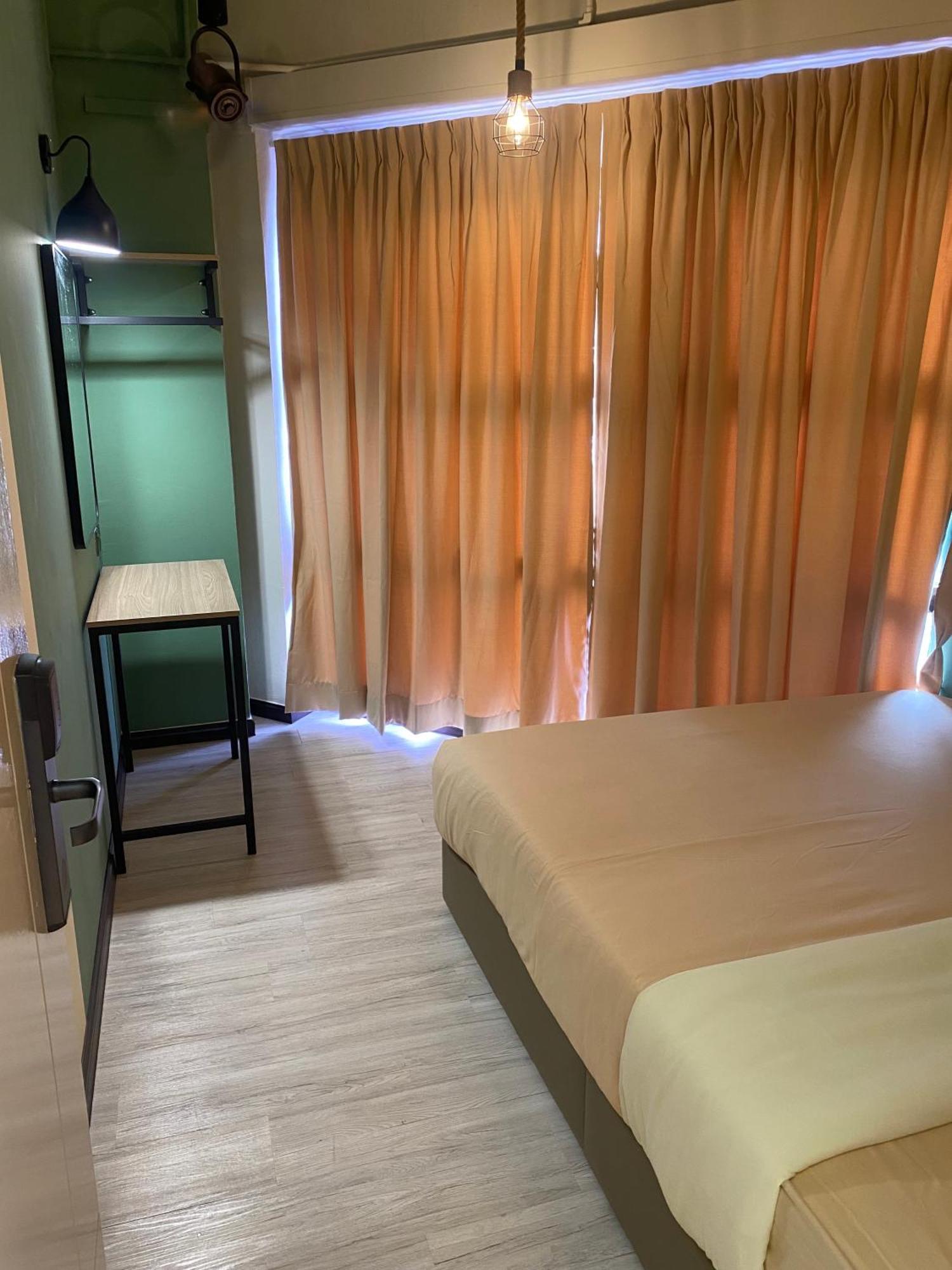 Clock Inn Backpackers Hostel Tanah Rata Esterno foto
