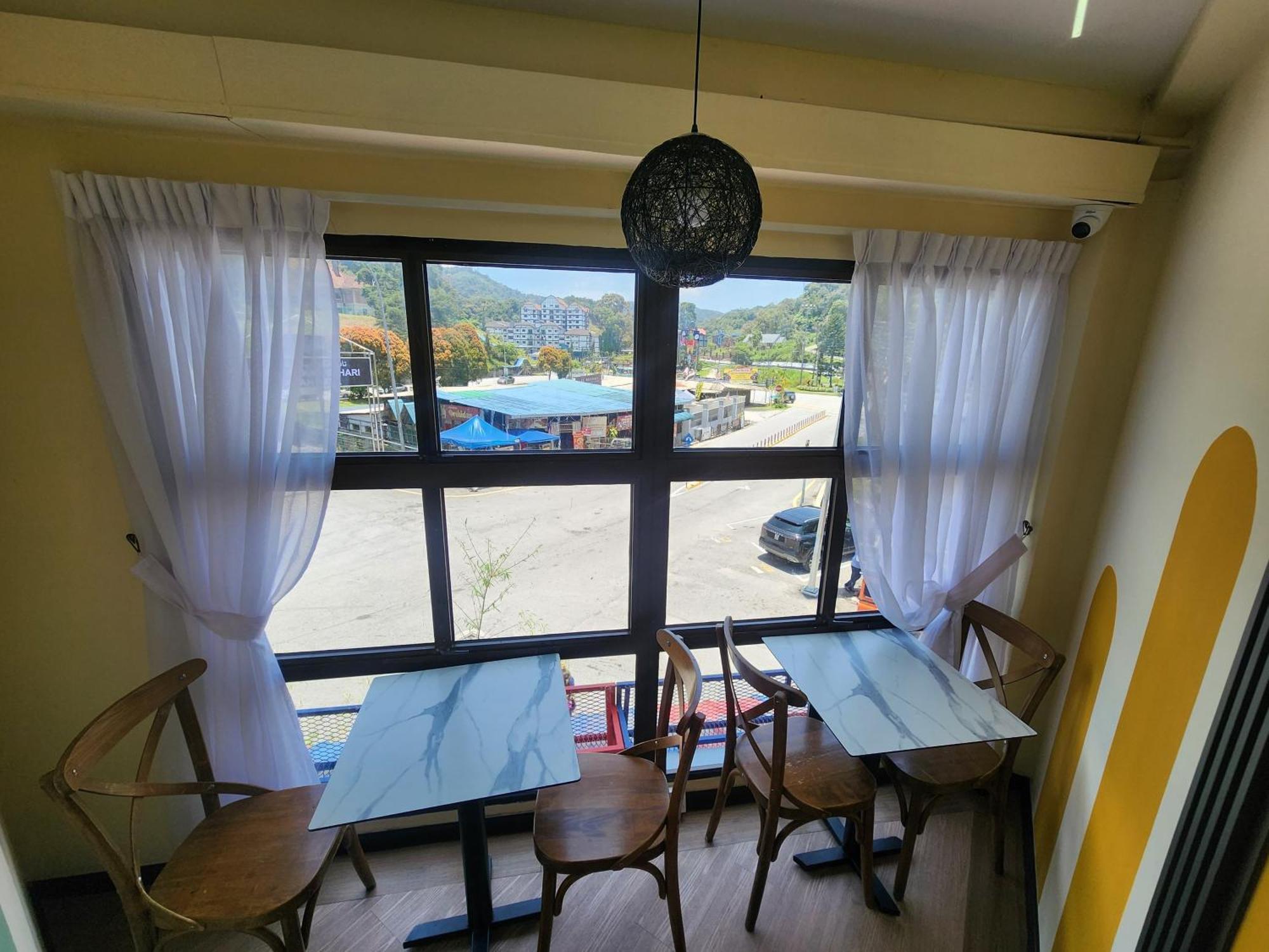 Clock Inn Backpackers Hostel Tanah Rata Esterno foto